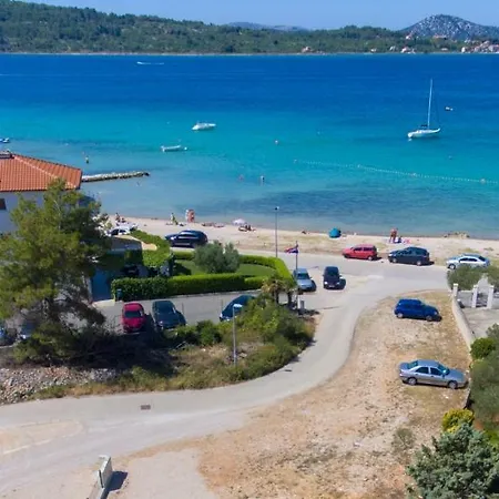 Villa Okit A